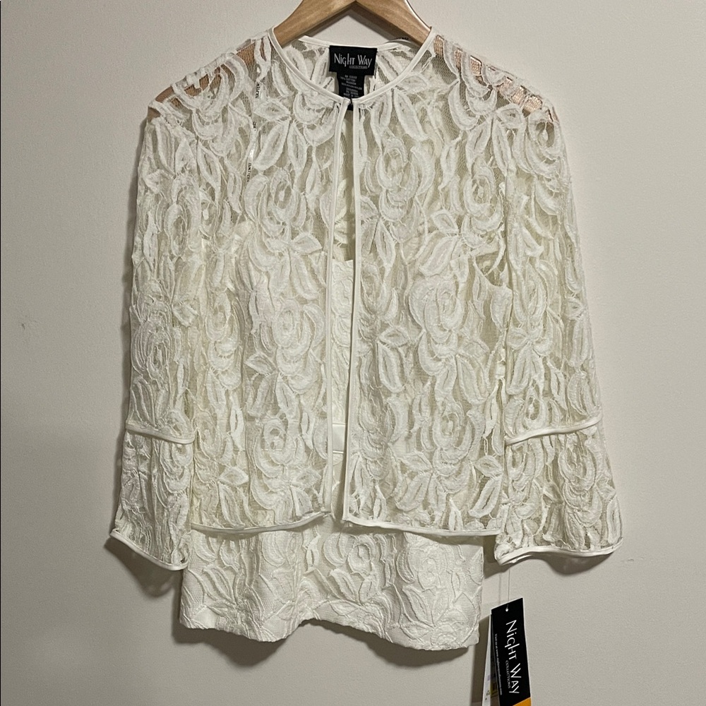 Night away Lacey Cream Tops Bundle, SZ 6 NWT